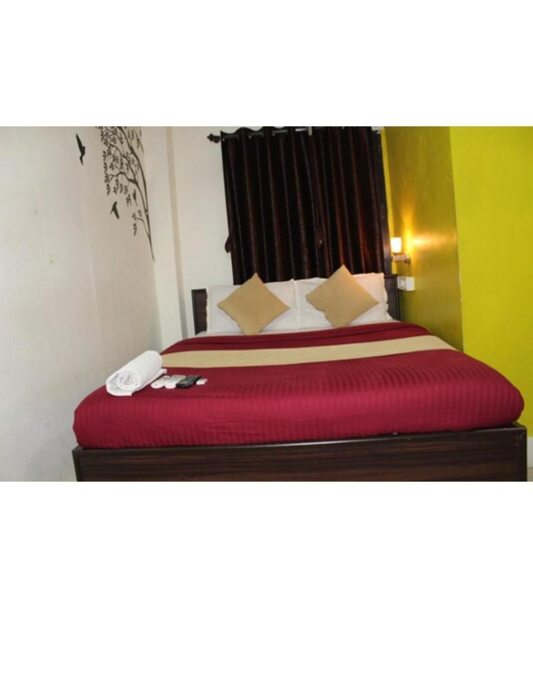 Hotel Saffron Inn Bombaim Exterior foto